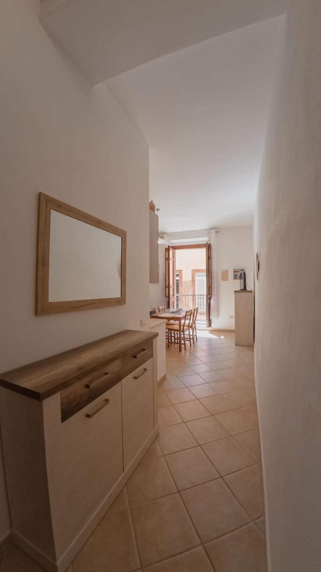 Sardinian Gallery Corso Bosa Δωμάτιο φωτογραφία